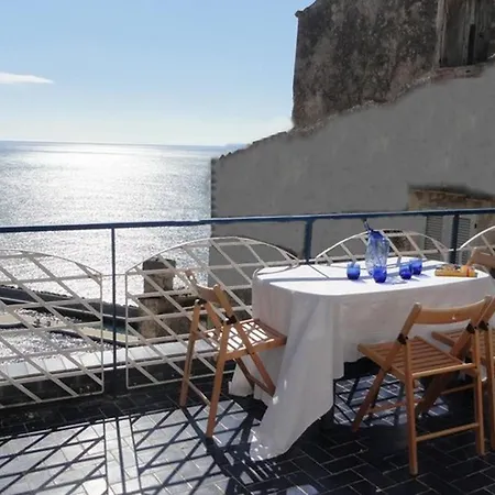 Casa Lilia Sperlongaresort *